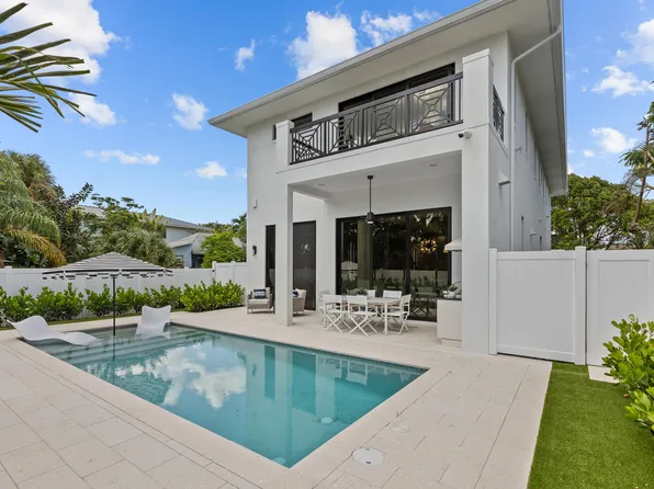 318 SE 5th Street, Delray Beach, FL 33483