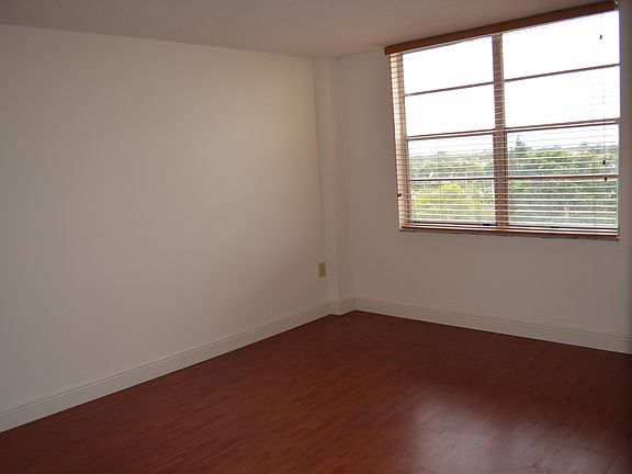 5th image of 13120 SW 92nd Avenue Cu #4B