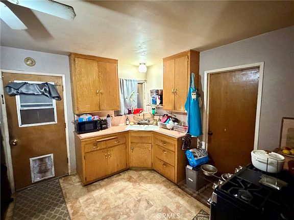 3rd image of 651 N 19th St