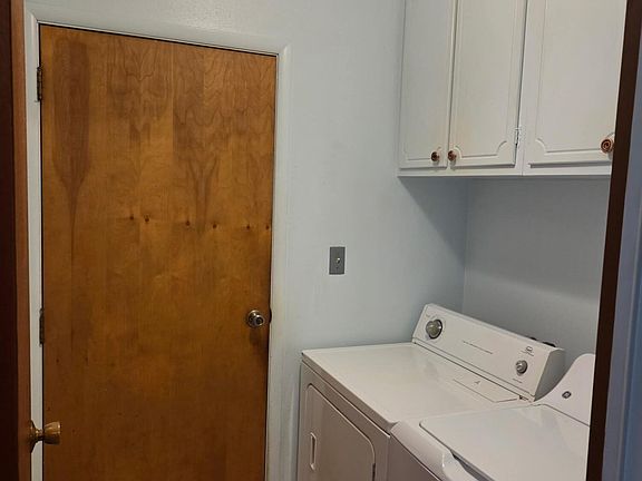 5th image of 1611 Henley Rd