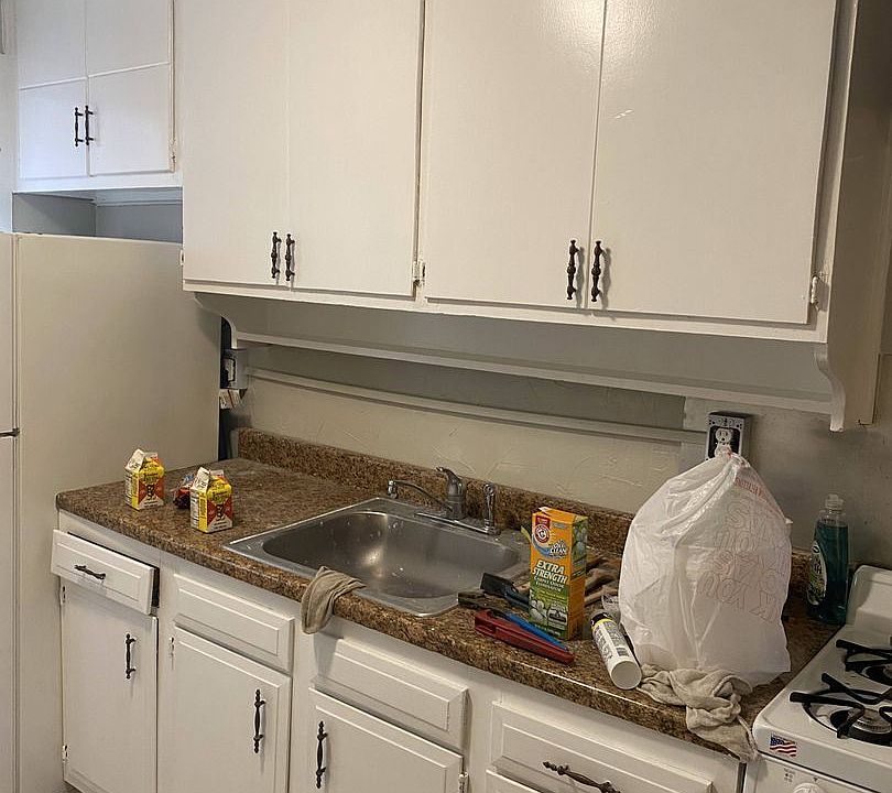 1st image of 340 Hemlock Dr #9534993