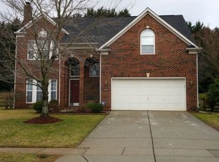 6813 Neuhoff Ln, Charlotte, NC 28269