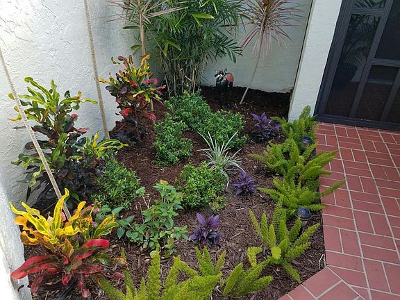 4th image of 10567 Garden Palm Ct APT A
