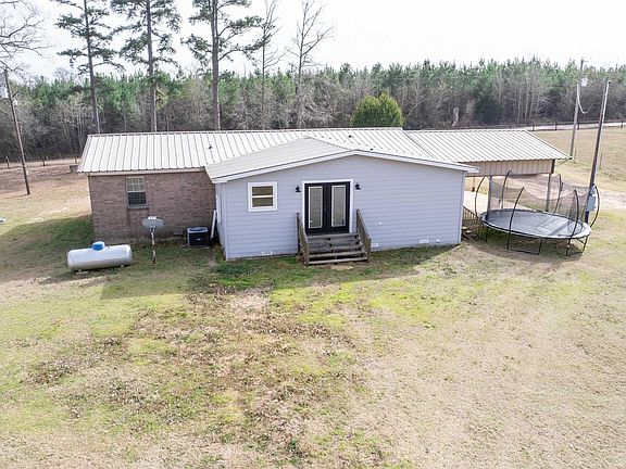 3rd image of 3841 County Road 2994