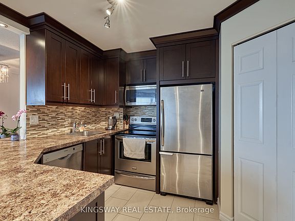 3rd image of 50 Kingsbridge Garden Cir #510