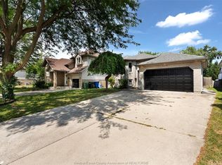3438 Treeline Ct, Windsor, ON N8R 2K3