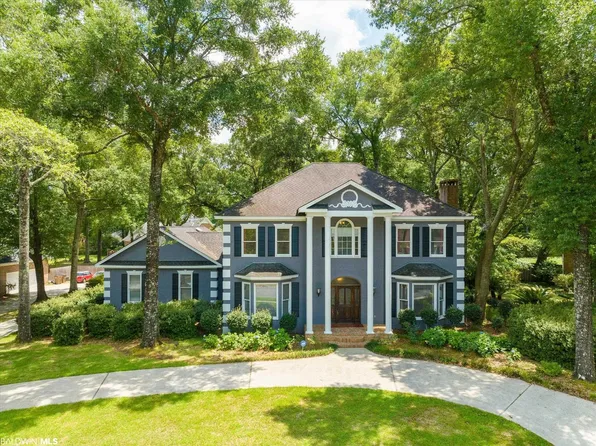 7017 Charleston Oaks Dr N, Mobile, AL 36695