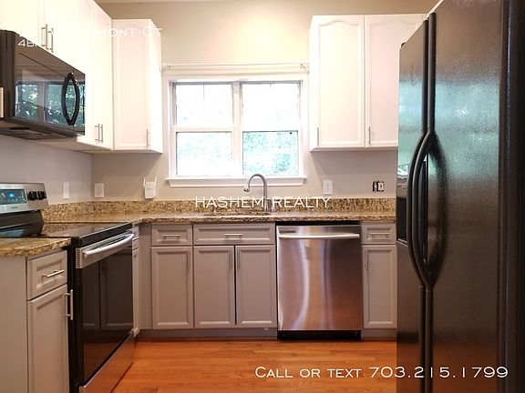 3rd image of 25 Woodmont Ct