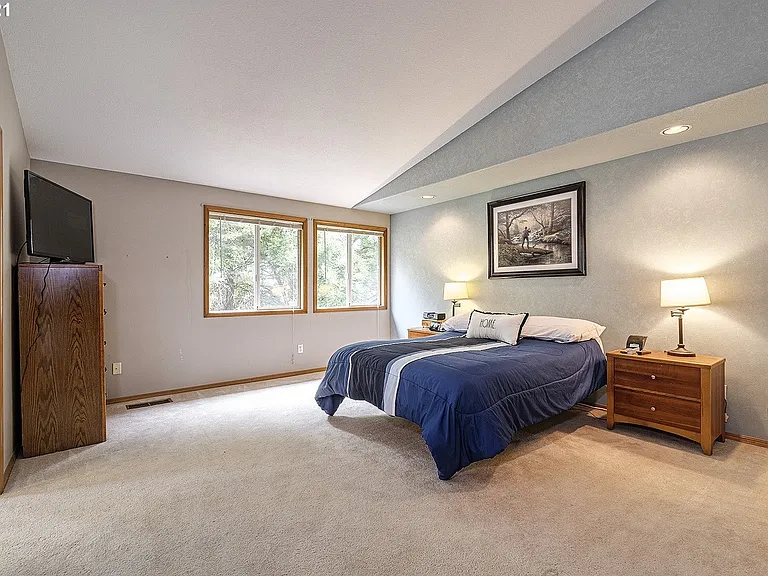 18012 NW Anastasia Dr — Photo 8
