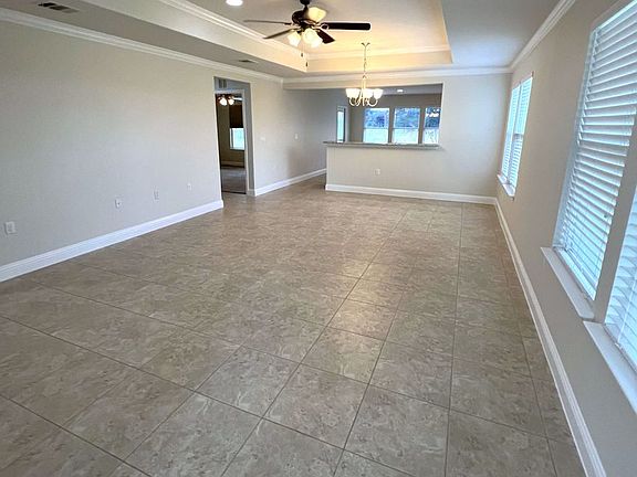 5th image of 125 Alamosa Creek Ln