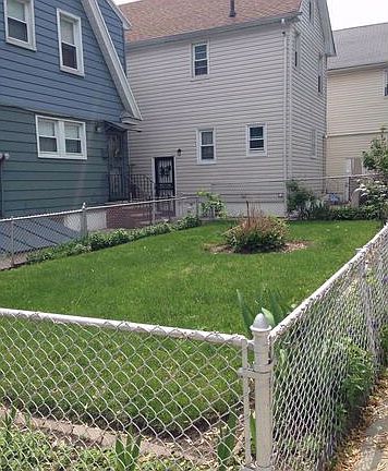 3rd image of 18719 Liberty Ave