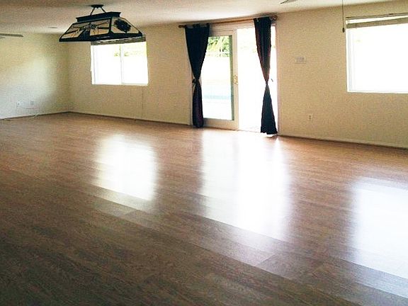 5th image of 1376 Hendrix Ave