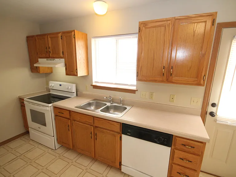 2451 Falcons Way — Photo 6