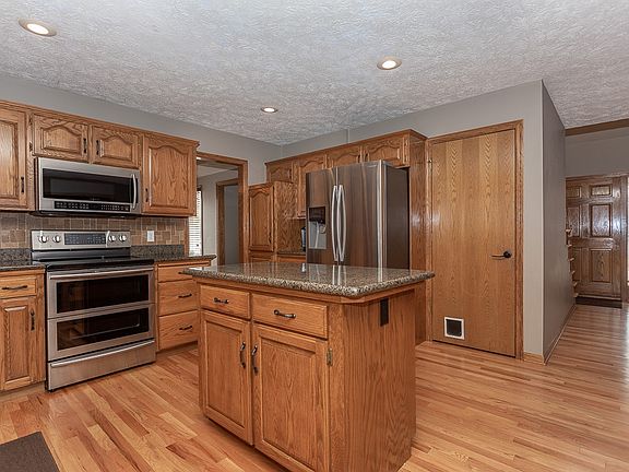 5th image of 1707 N 214th St