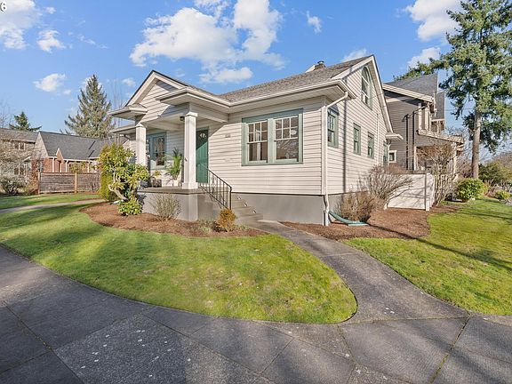 3rd image of 3700 NE 34th Ave