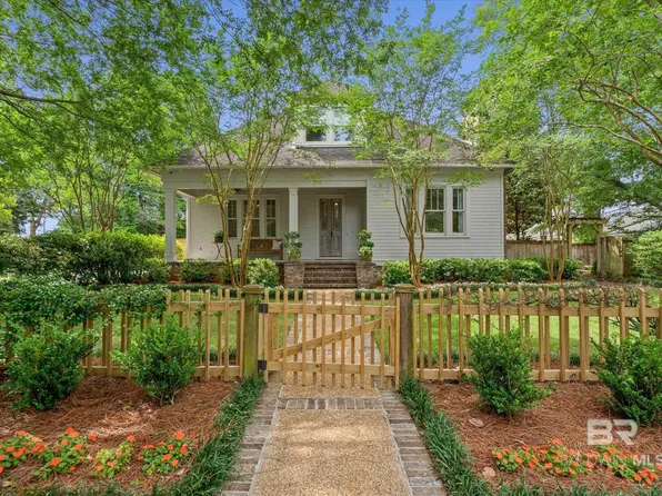 3813 Austill Ln, Mobile, AL 36608