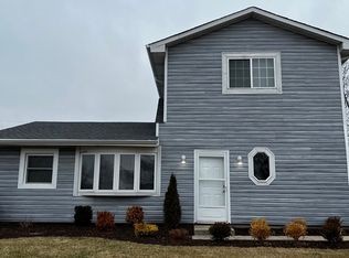 19520 S Redwood Ln, Mokena, IL 60448