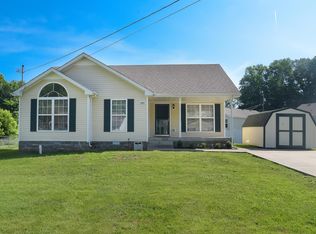2972 Core Dr, Clarksville, TN 37040