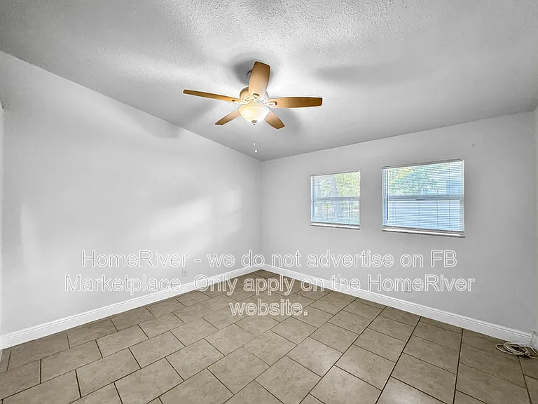 2878 Whitney Rd #A — Photo 11