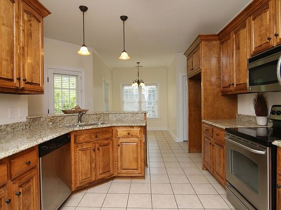 5th image of 2268 Rock Bridge Dr
