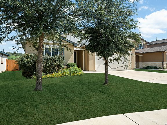 3rd image of 10519 LEGACY CV