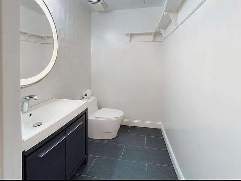 2301 Cherry St #4M — Photo 9
