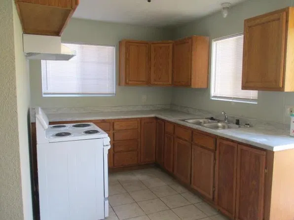 331 E Elm St #1/2, Lodi, CA 95240