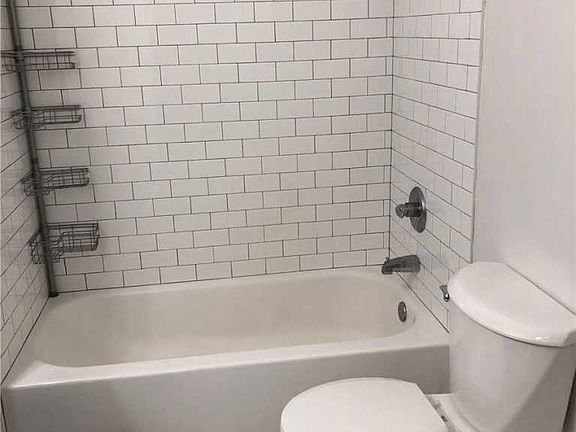 4th image of 14903 85th St APT 3