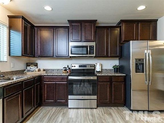 2nd image of 522 Hobkirks Pl