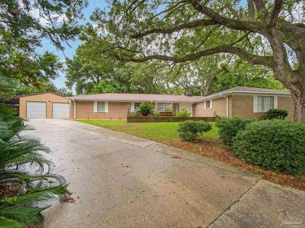 7 Gunn Cir, Pensacola, FL 32506