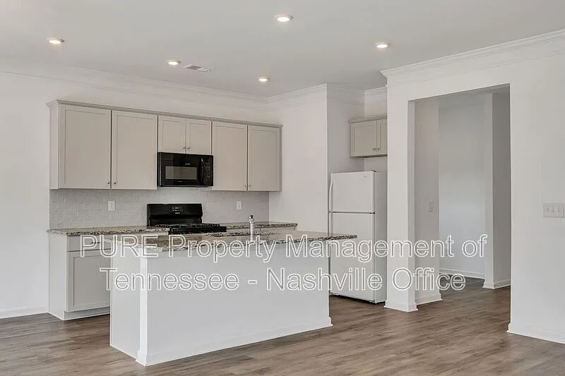 3 bed, 2.0 bath, 1535 sqft, $2,099 — Photo 4