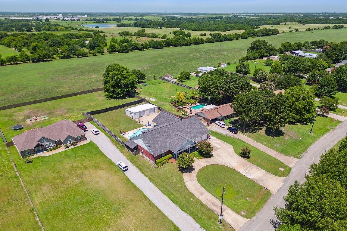 107 N Westlake Dr, Leonard, TX 75452 | MLS #20386028 | Zillow