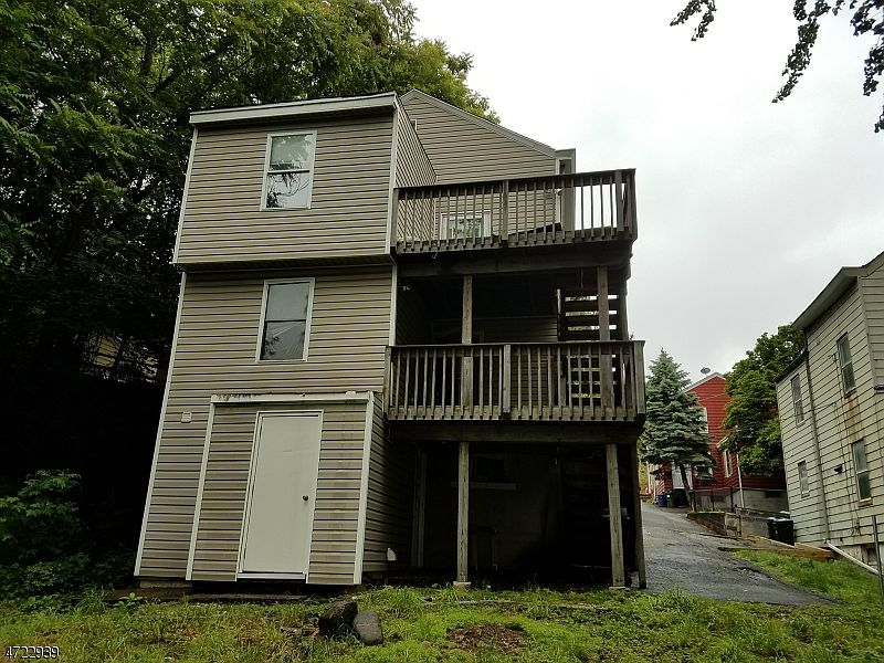 2nd image of 9 N 8th St