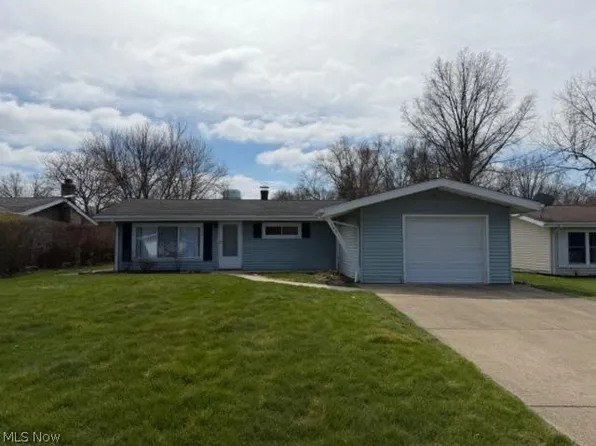 166 Huntington Dr, Northfield, OH 44067