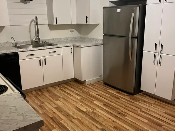 312 E Water St #3, Slippery Rock, PA 16057