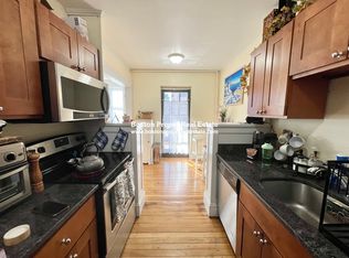 100 Madison Ave #C, Newtonville, MA 02460