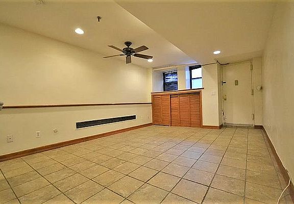 5th image of 341 W 71st St APT B1