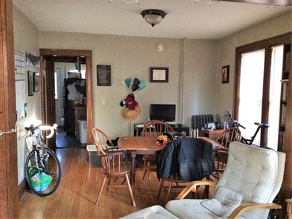 4th image of 3035 Bryant Ave S #102