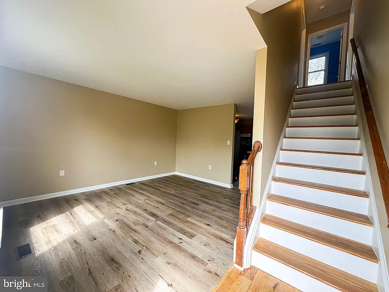 26 Byrd Ave — Photo 15