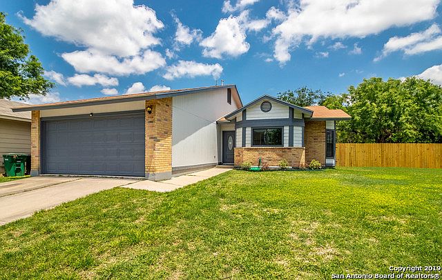 1st image of 204 Dirschell Dr