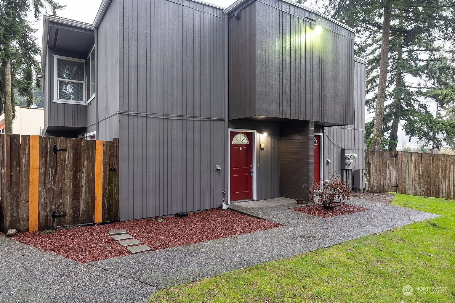 13067 Pacific Highway SW #D photo 1