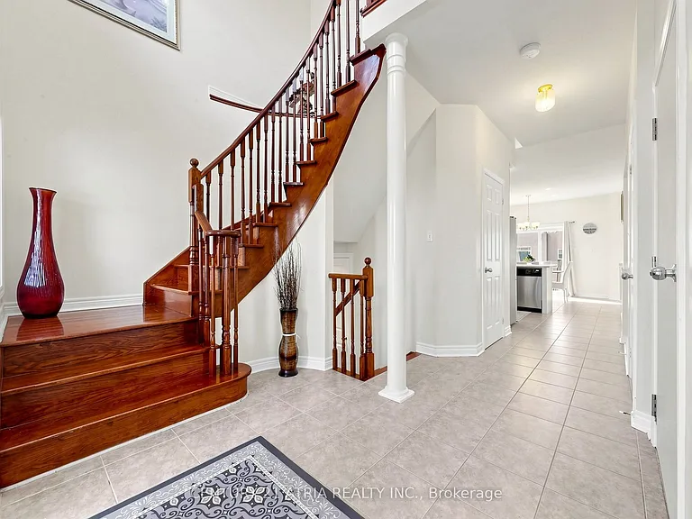 15 Paulgrave Ave — Photo 14