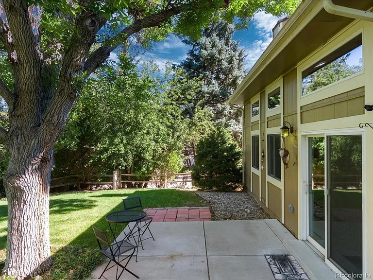 7683 S Olive Cir — Photo 10