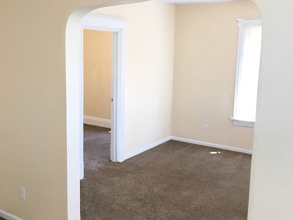 2nd image of 844 S McAlister Ave #2