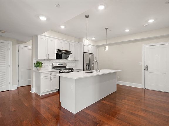 5th image of 18 Johnson Ave APT 3