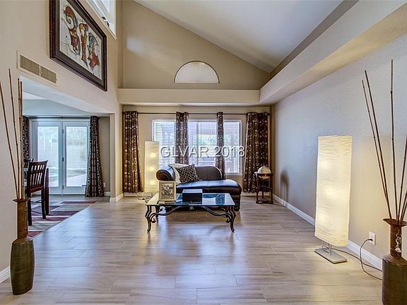5th image of 3028 Donnegal Bay Dr