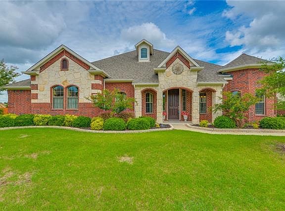 5th image of 460 Anita Ln