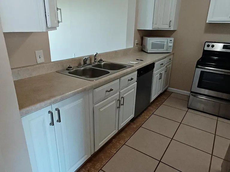 174 San Juan Cir — Photo 36