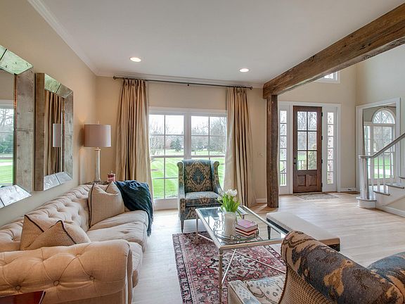 5th image of 804 Sawyer Bend Ct