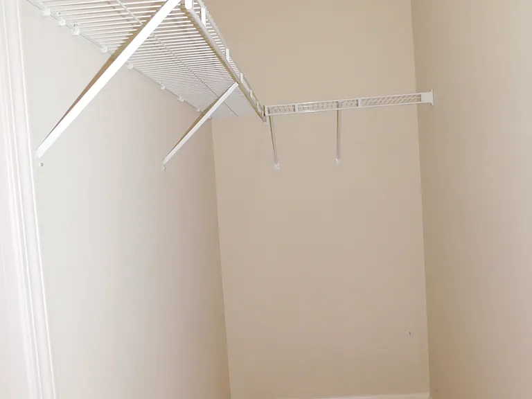404 Lee St #8 — Photo 10